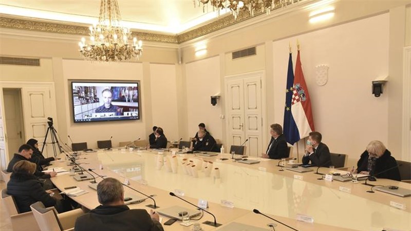 Predsjednik Vlade s hrvatskim znanstvenicima o borbi protiv koronavirusa